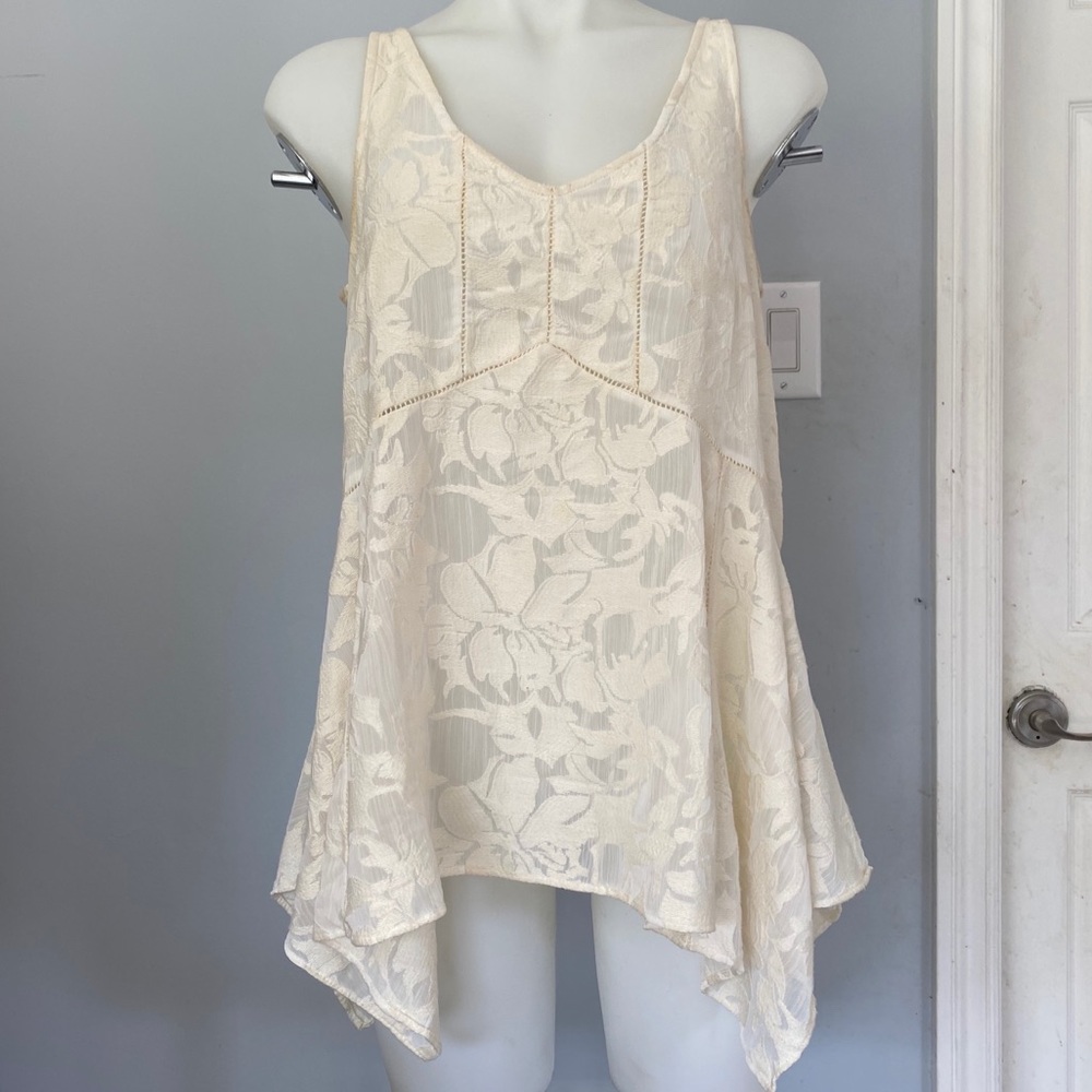 Anthropologie embroidered tank top - Picture 5 of 9